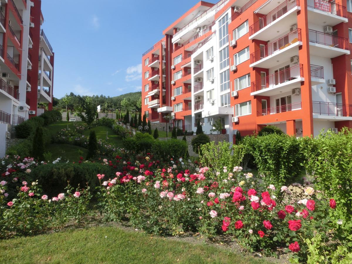 Sea View Apartment, Panorama, Pools And Beach, Sveti Vlas Extérieur photo